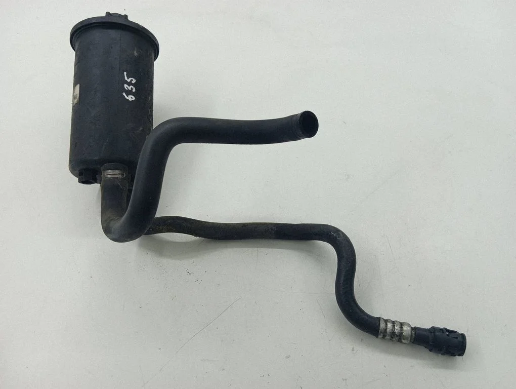 Roolivõimendi vedelikupaak – BMW 5-seeria E60 E61 (2004-2010)