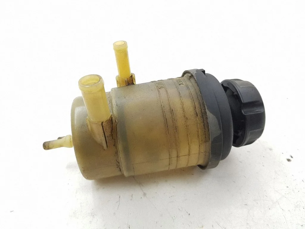 Power steering fluid tank/reservoir