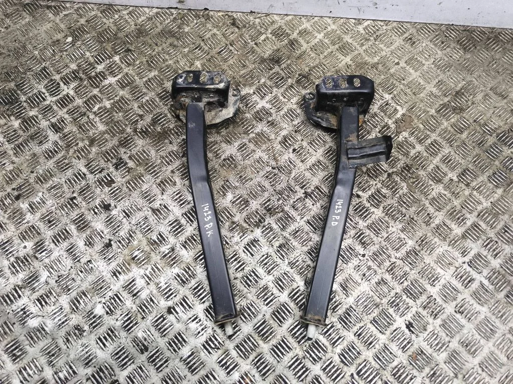 Front subframe 9859942380