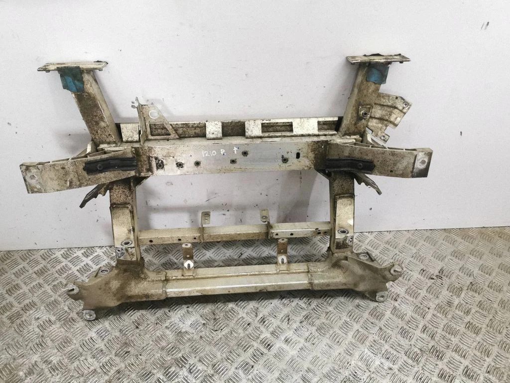 Belka przednia (sanki) 109582500A
