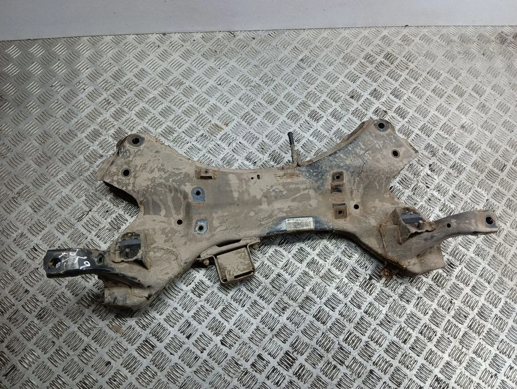 Front subframe 624012Y300