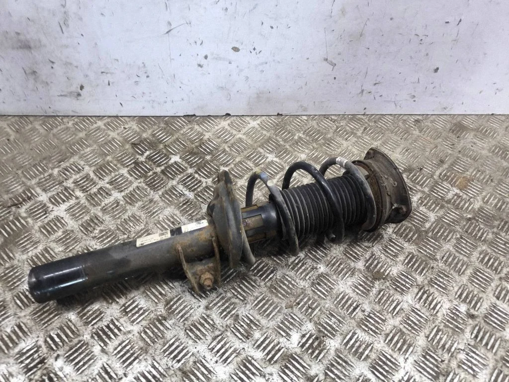 Amortyzator przedni 5QF413031BM
