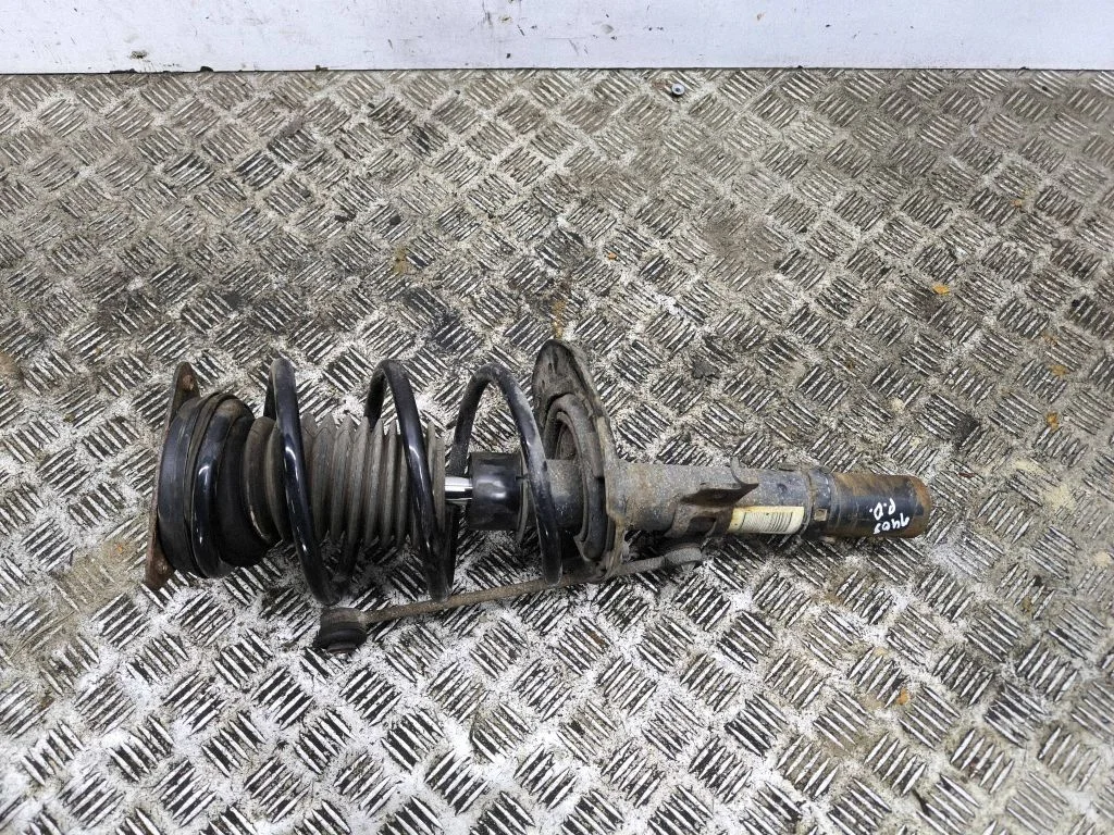 Front shock absorber/damper 543025368R
