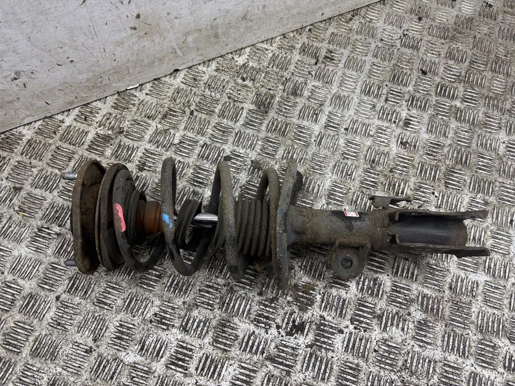 Front shock absorber/damper 4852076050A