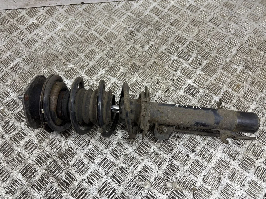 Front shock absorber/damper 9807008