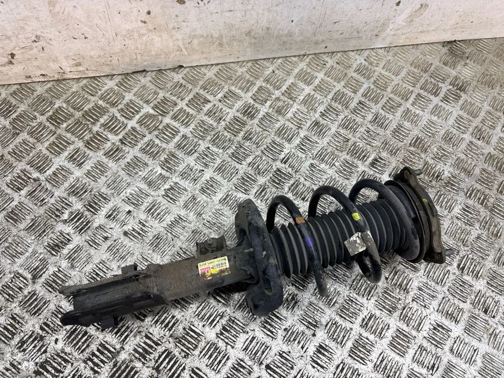 Front shock absorber/damper 54661G2200