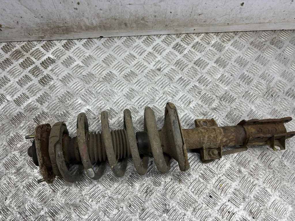 Front shock absorber/damper 30683104