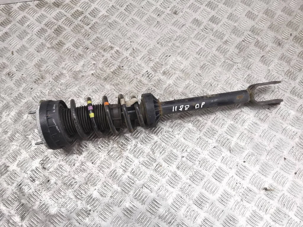 Priekšējais amortizators GX7318B037FC