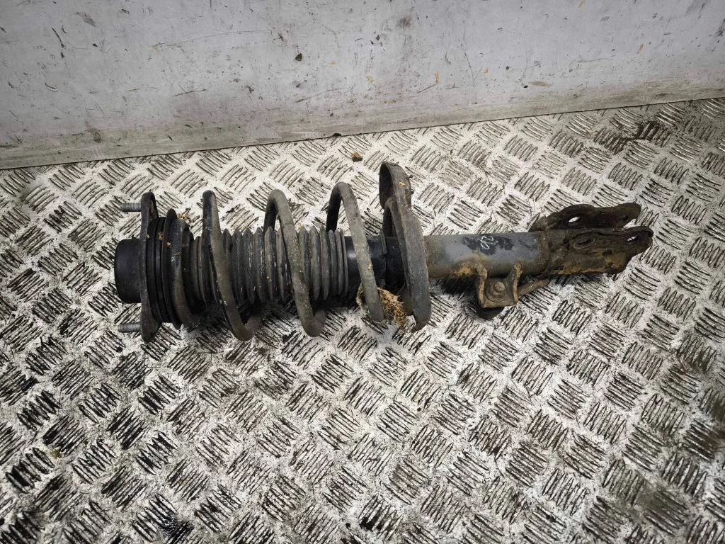 Front shock absorber/damper 546518Z430
