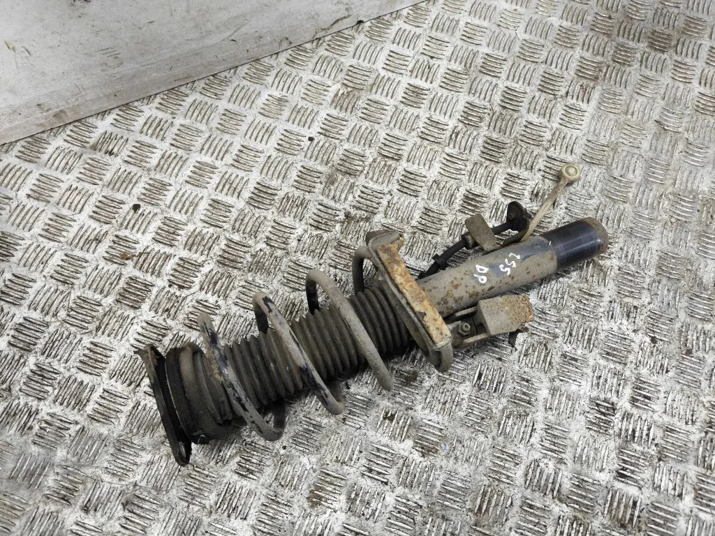 Front shock absorber/damper AV6118K045AAE