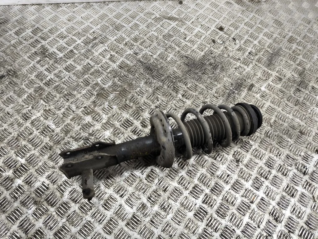 Front shock absorber/damper 13474022
