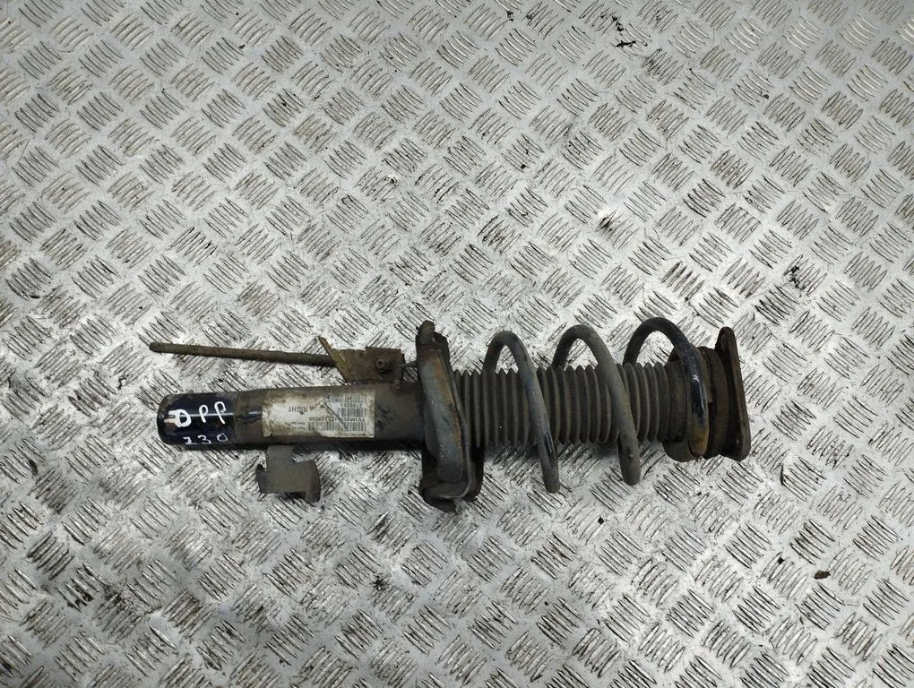 Front shock absorber/damper P31360946