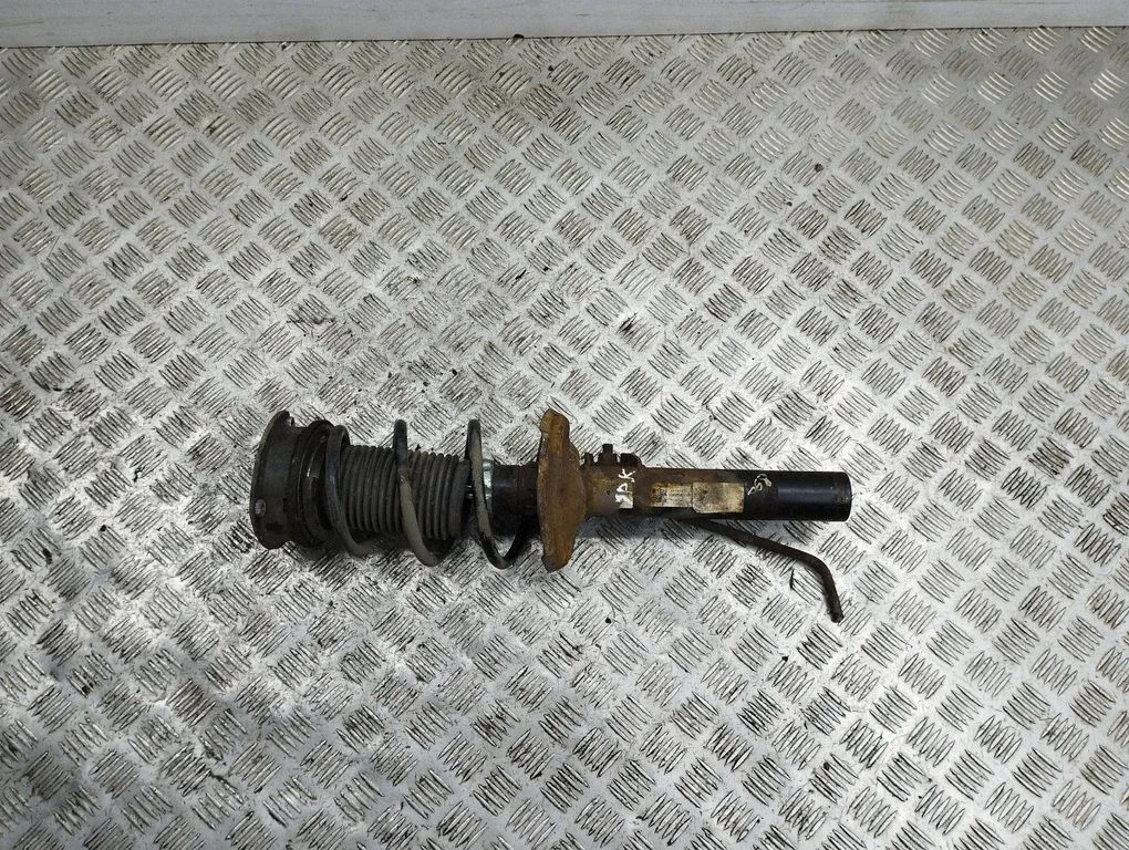 Front shock absorber/damper 5Q0413023