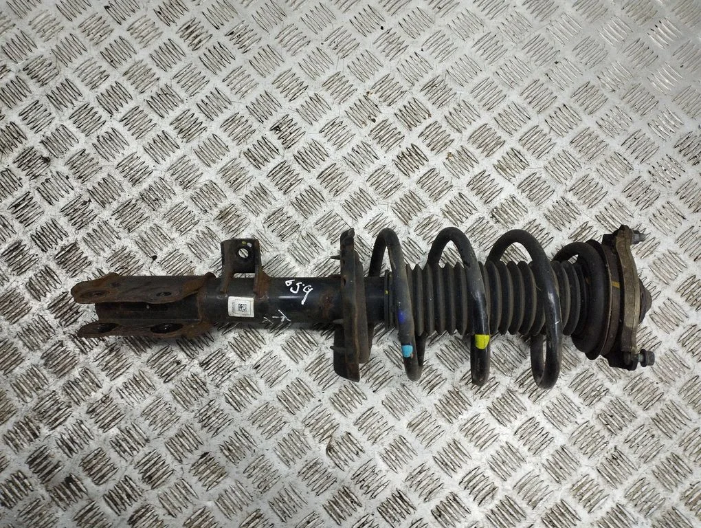Amortyzator przedni D70L