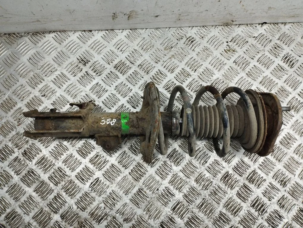 Front shock absorber/damper – right