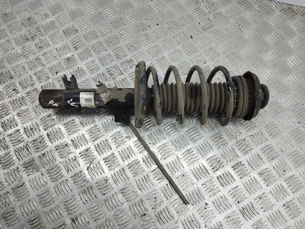 Front shock absorber/damper – right