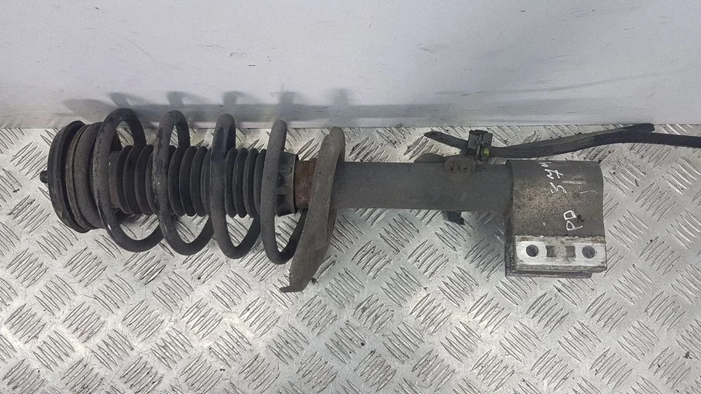 Front shock absorber/damper – right