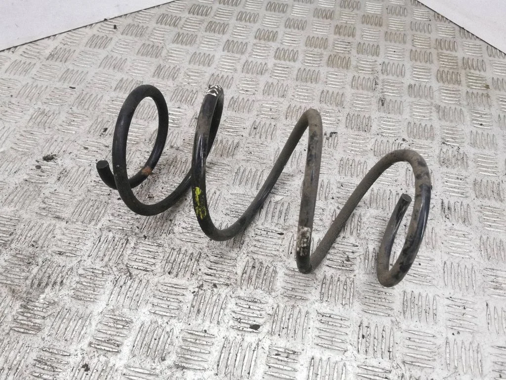 Front coil spring – right