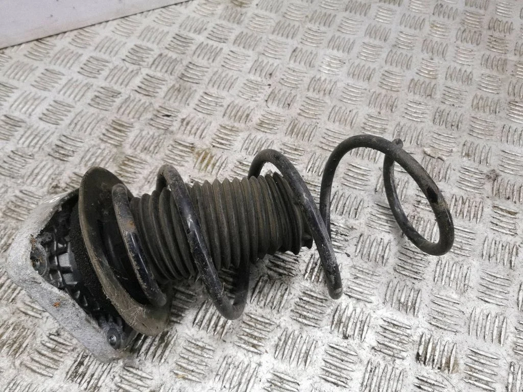 Front coil spring – Mercedes-Benz B-Class W246 W242 (2011-2017)