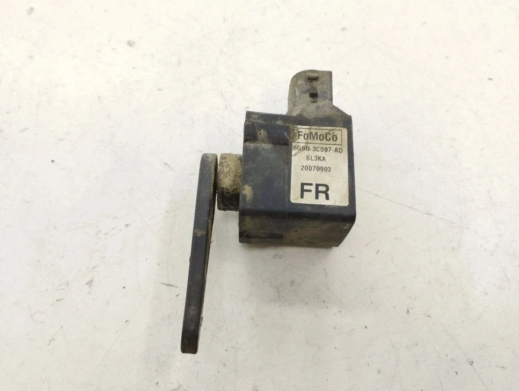Headlight/headlamp level sensor 6G9N3C097AD