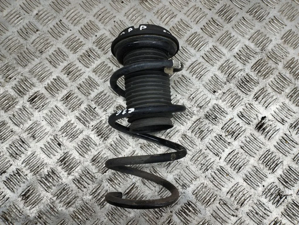 Front coil spring – right
