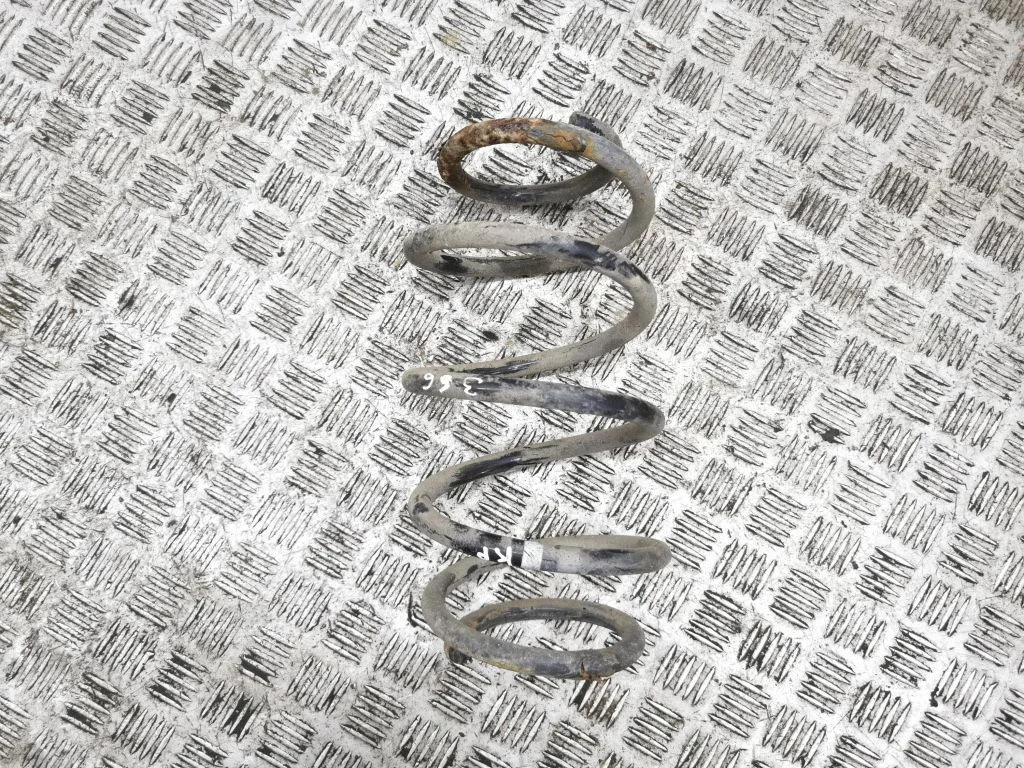 Front coil spring – left