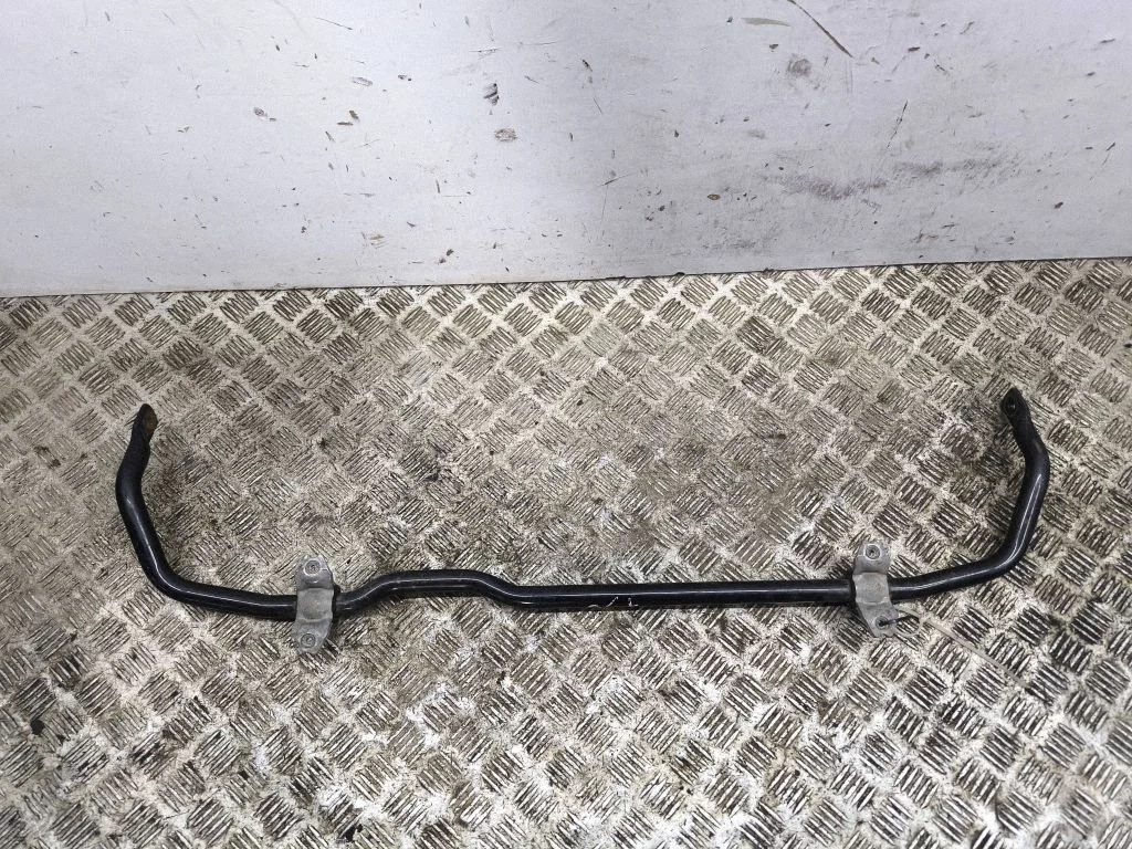 Priekšējais stabilizators 3Q0411303A