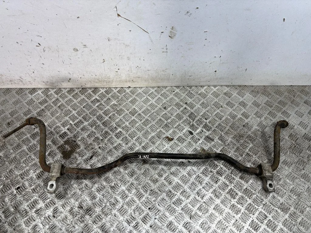 Stabilizator przedni 105628500A