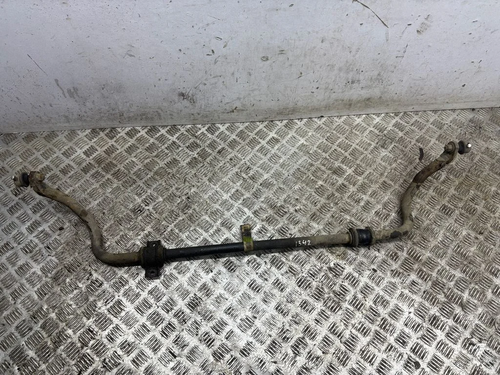Eesmine stabilisaator (kaldevarras) 04721048AD