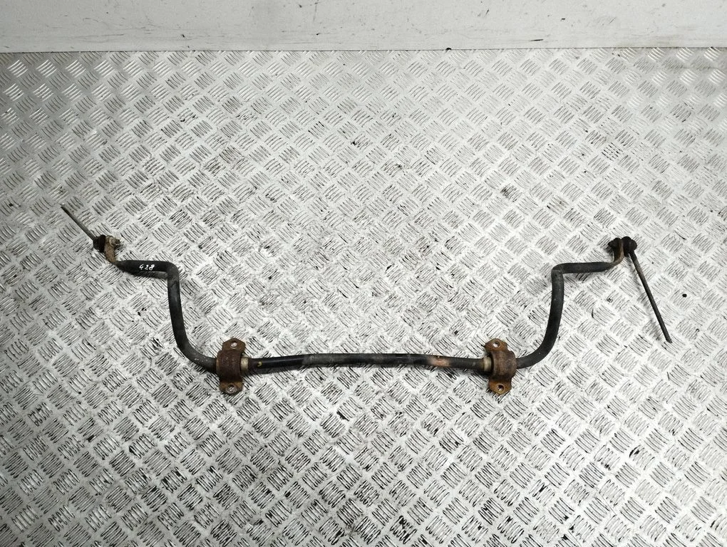 Stabilizator przedni