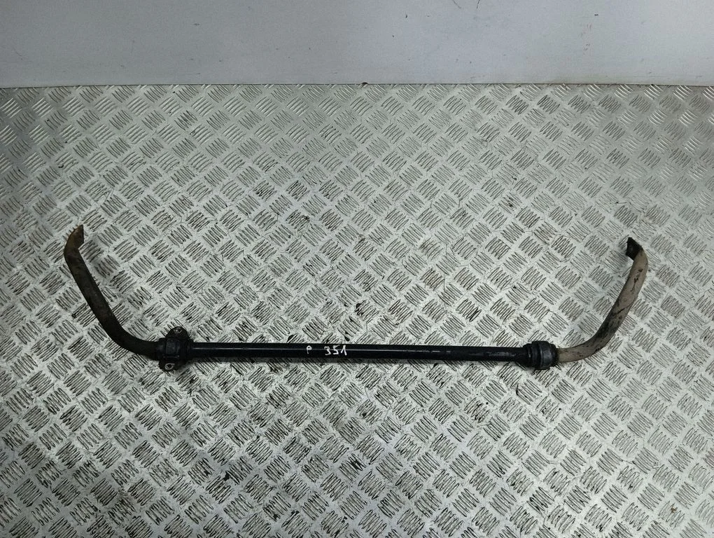 Front anti-roll bar/sway bar