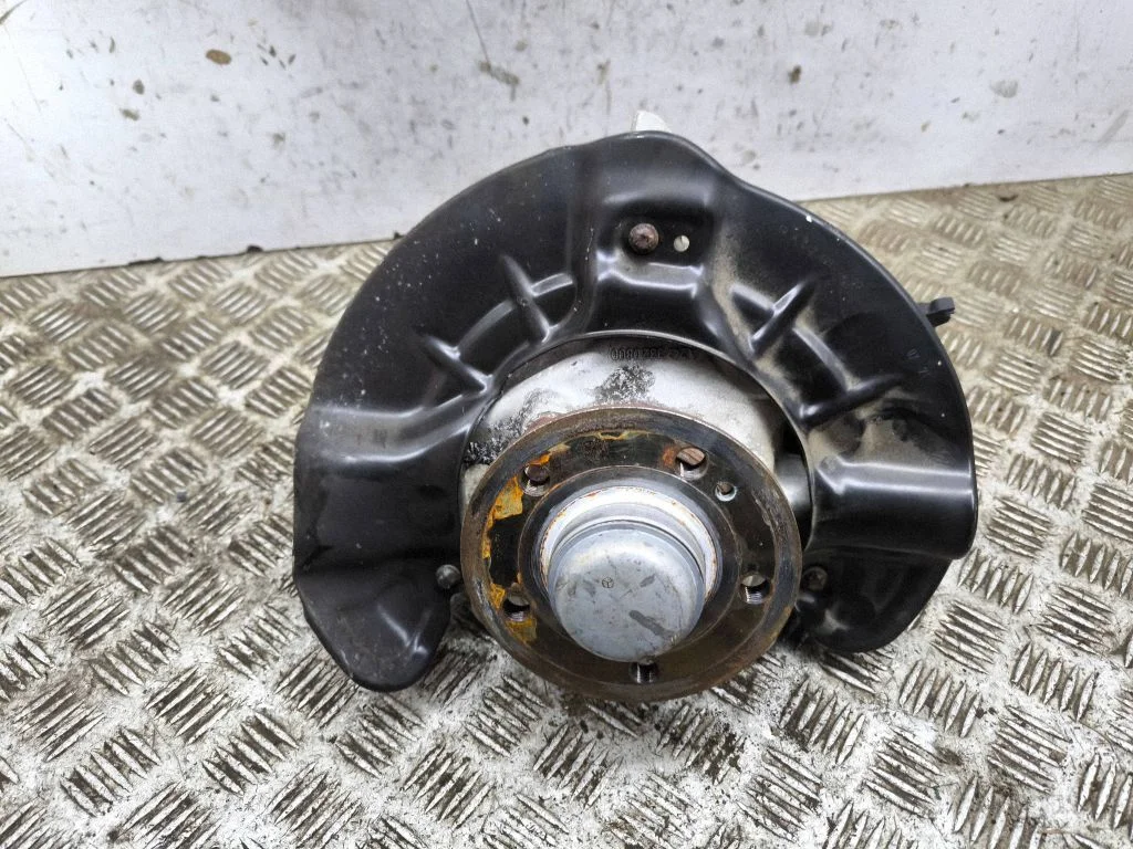 Front wheel hub A2473320800