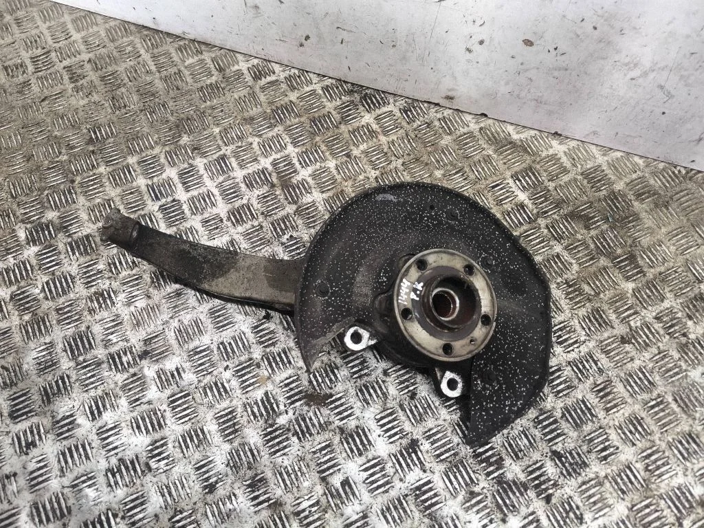 Front wheel hub 31476315