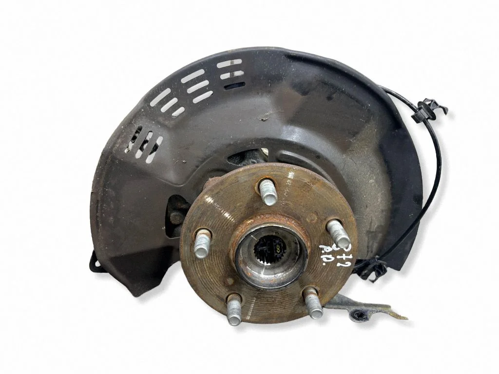 Front wheel hub – right