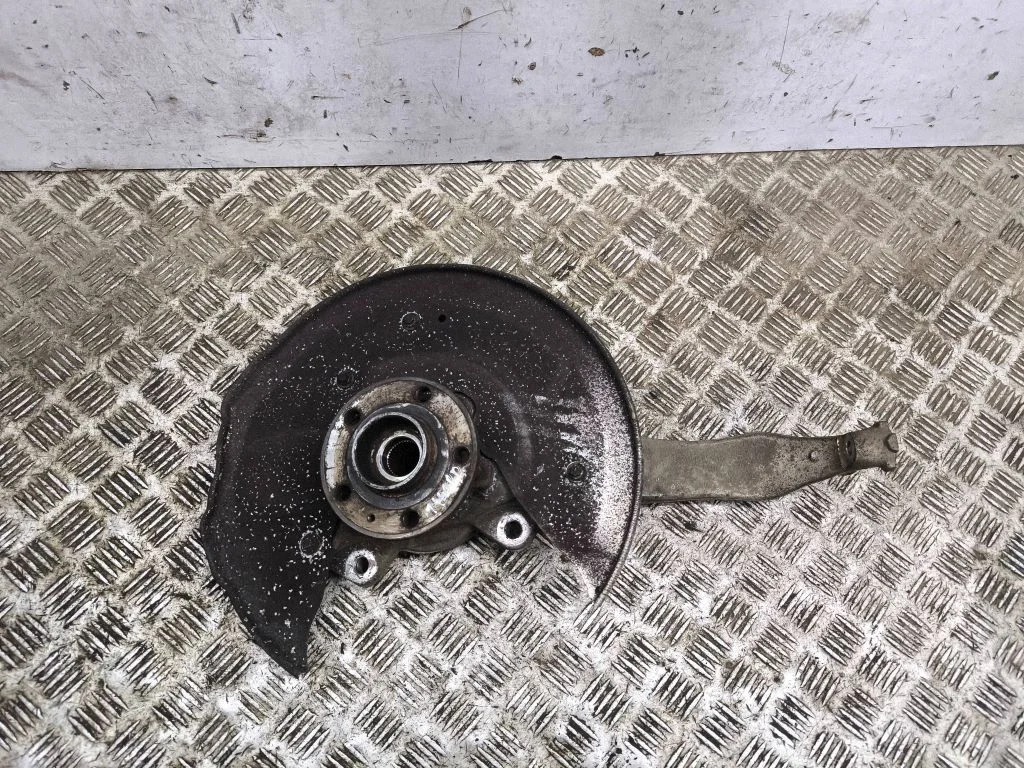 Front wheel hub – Volvo S90, V90 (2016-)