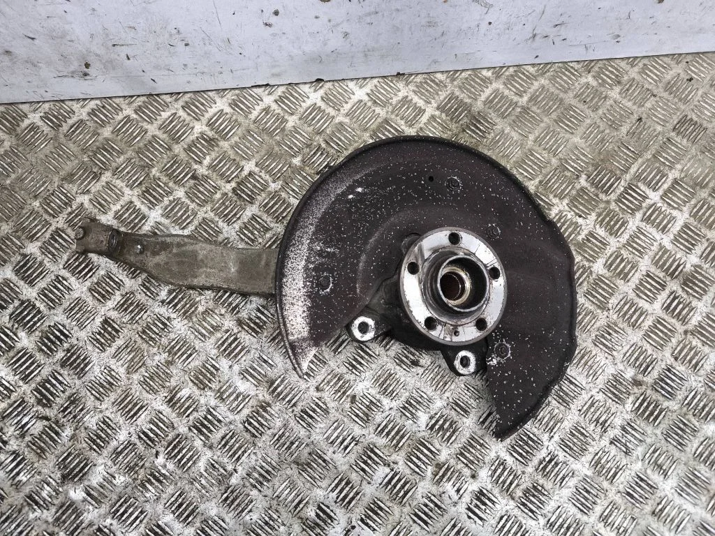 Front wheel hub – Volvo S90, V90 (2016-)