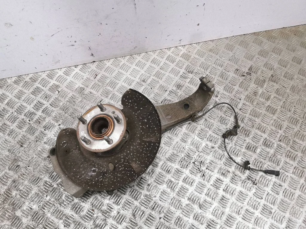 Piasta przednia 600701800C