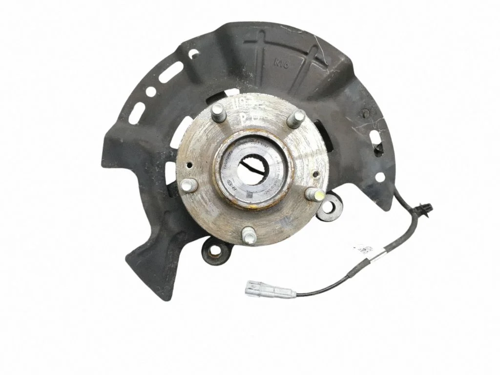 Front wheel hub – right