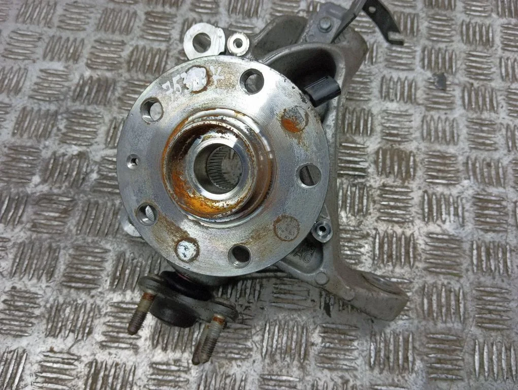 Front wheel hub 5Q0407257C