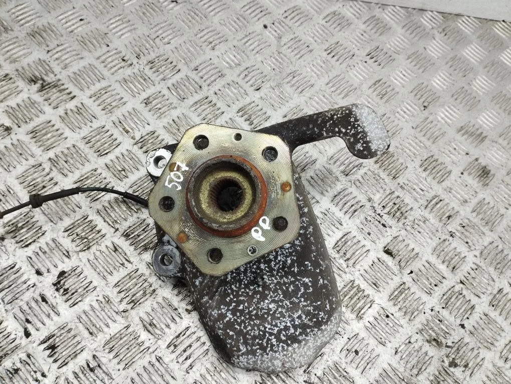 Front wheel hub 28822041A