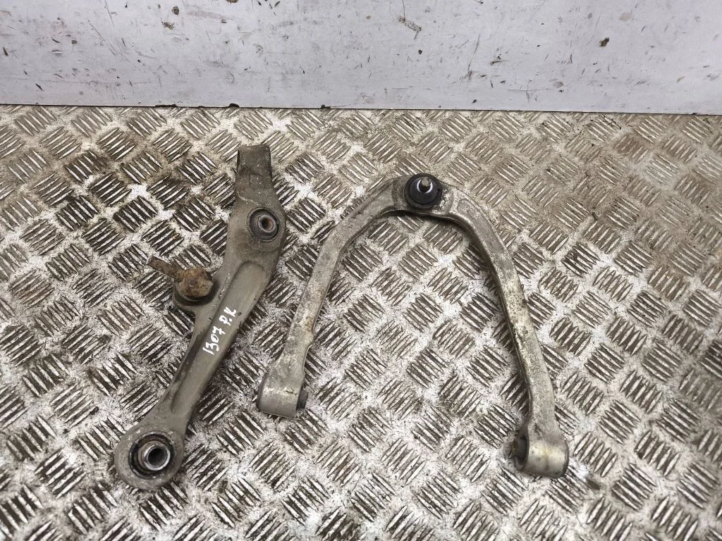 Front lower control arm/wishbone 2WR160