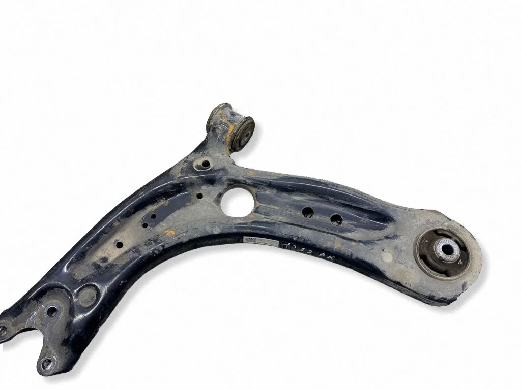Front lower control arm/wishbone 5WA407151