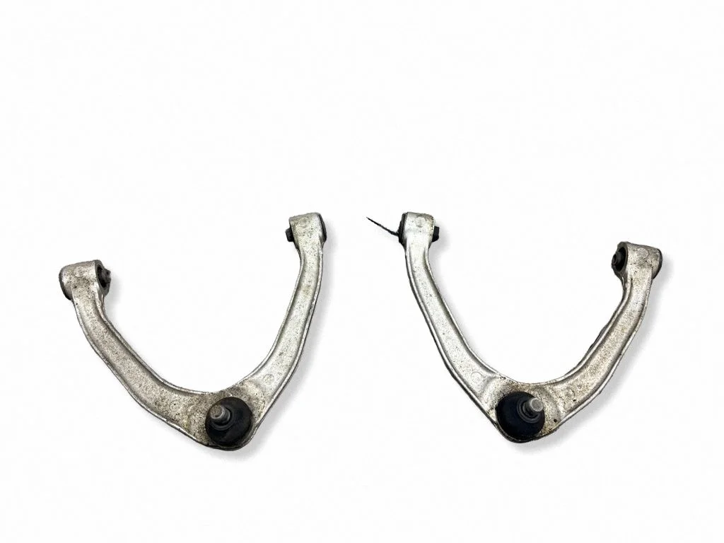 Front lower control arm/wishbone