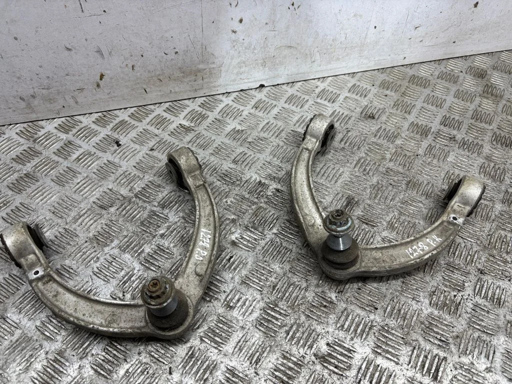 Front lower control arm/wishbone