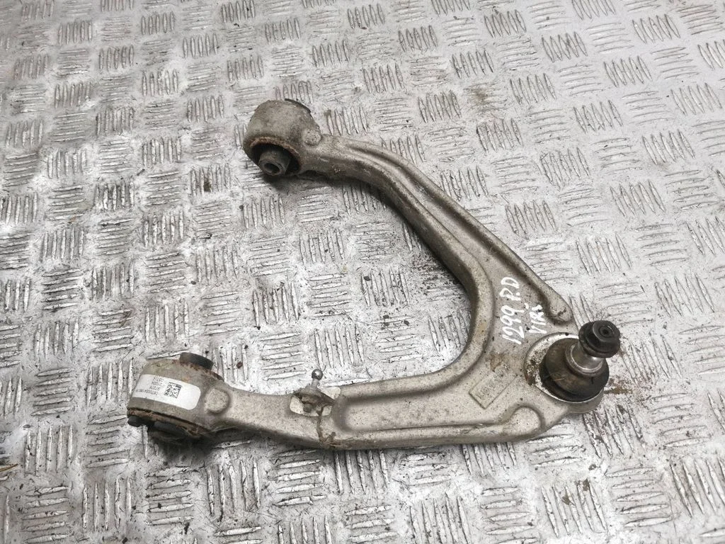 Front lower control arm/wishbone 06700041860