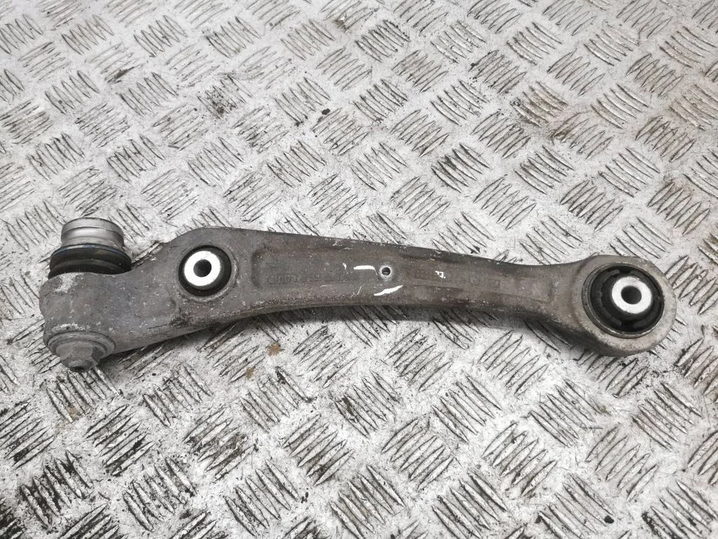 Front lower control arm/wishbone – left
