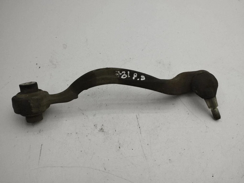 Front lower control arm/wishbone – right