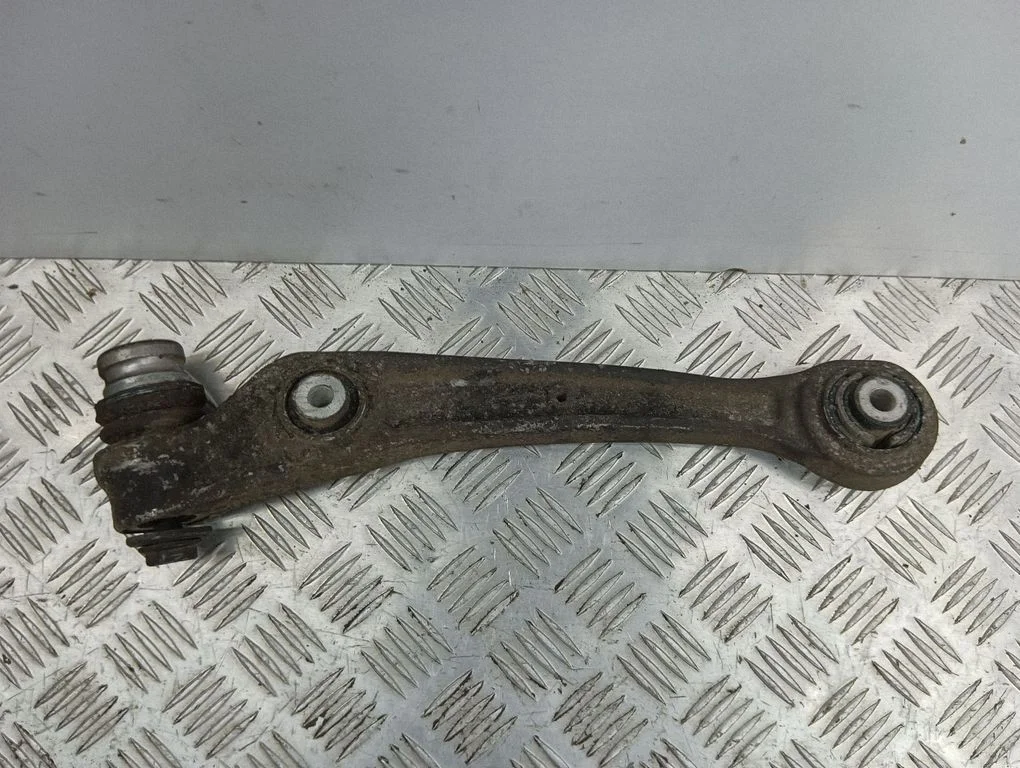 Front lower control arm/wishbone 8K0407156C