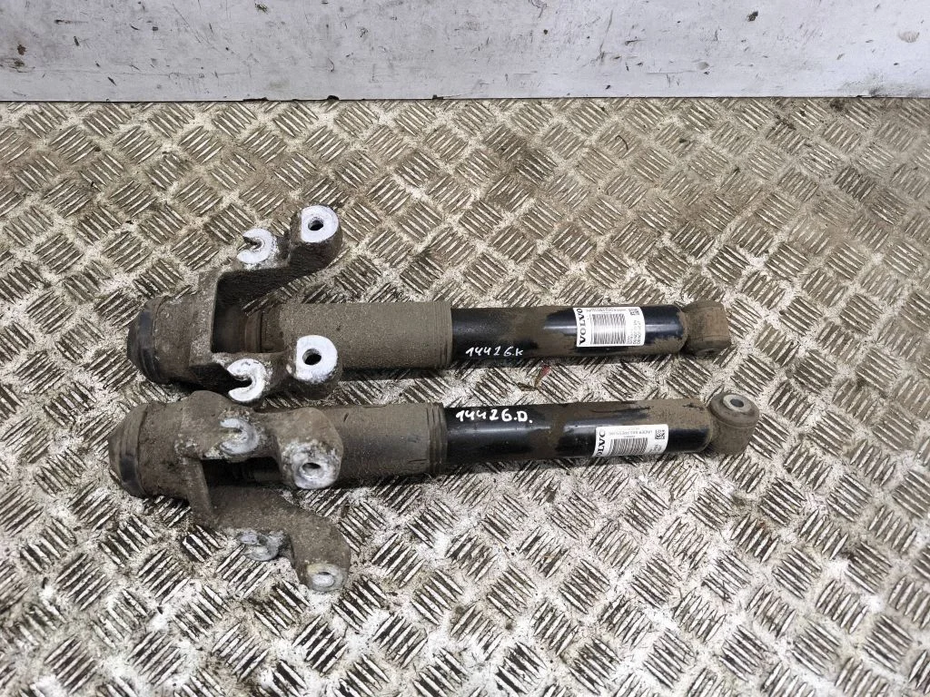 Rear shock absorber/damper – Volvo S90, V90 (2016-)