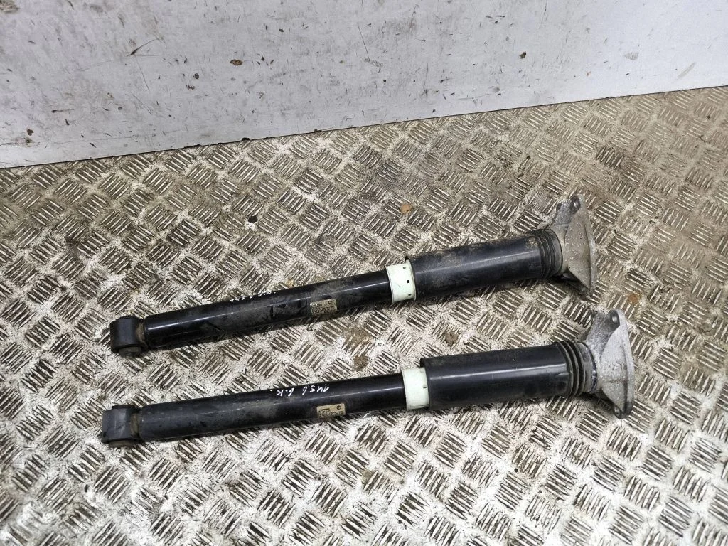 Rear shock absorber/damper 7568963